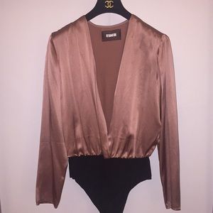 Reformation deep V top